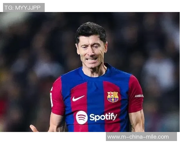 莱万回归老东家引发拜仁球迷愤怒纷纷指责其忘恩负义